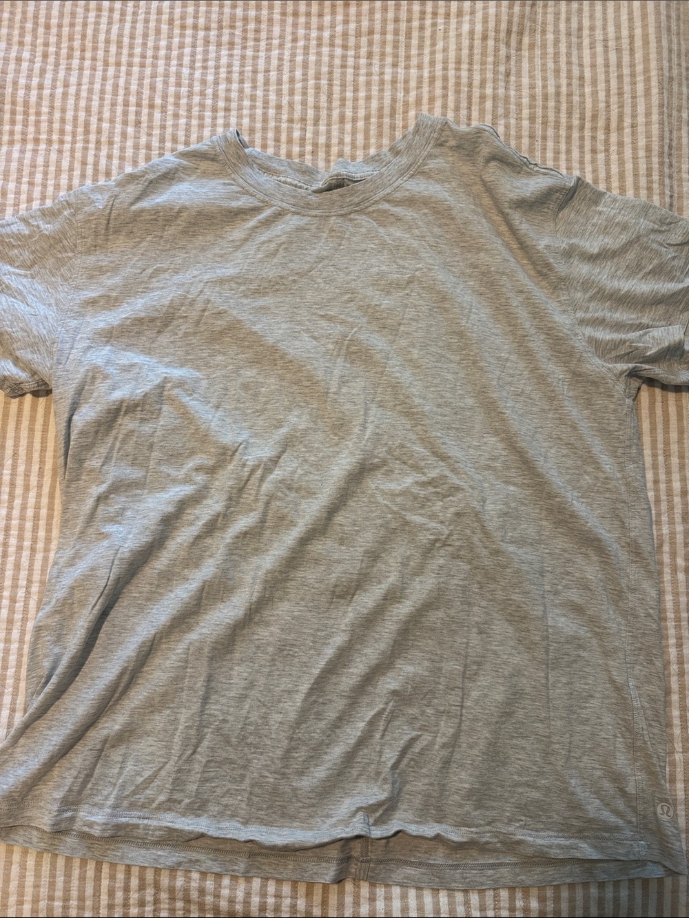 Lulu lemon men’s shirt